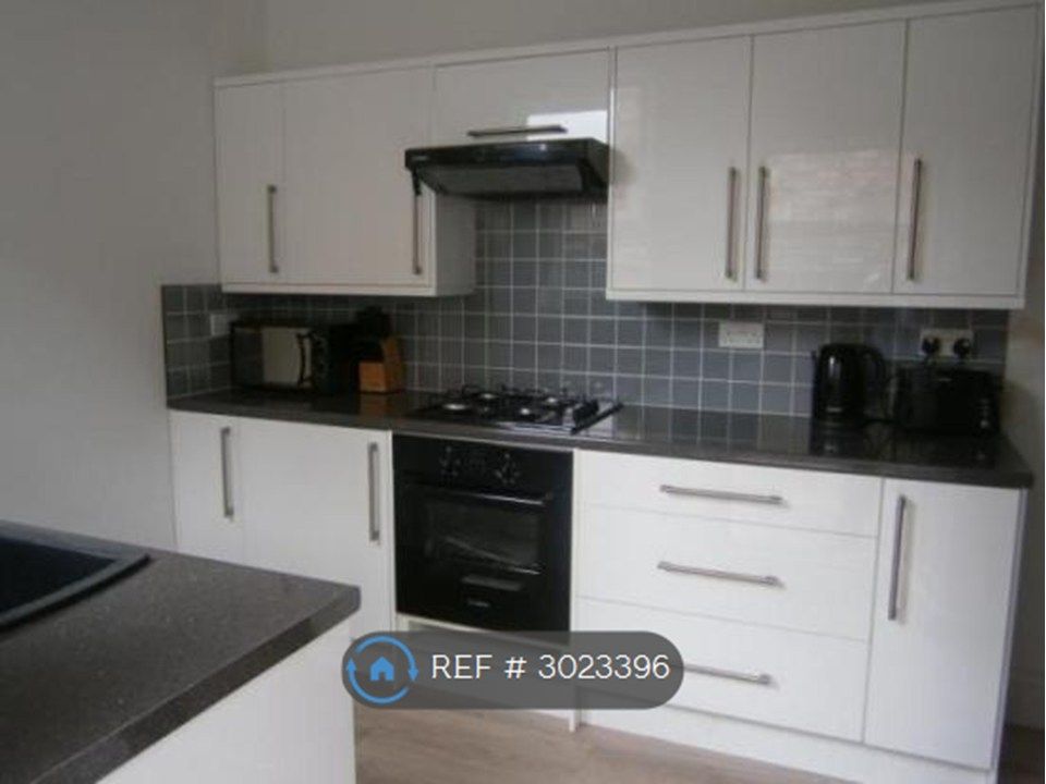 Property photo 2 of 10 New Kitchen