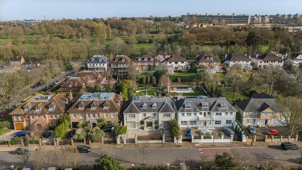 Property photo 2 of 20 Image