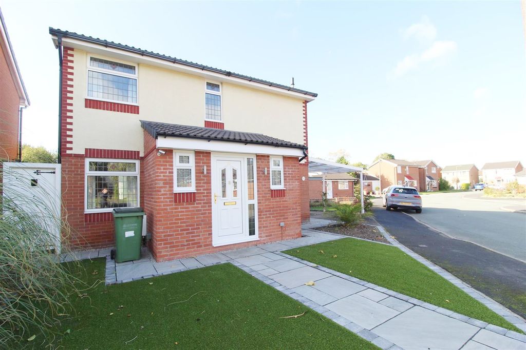 Property photo 1 of 17 (Main)