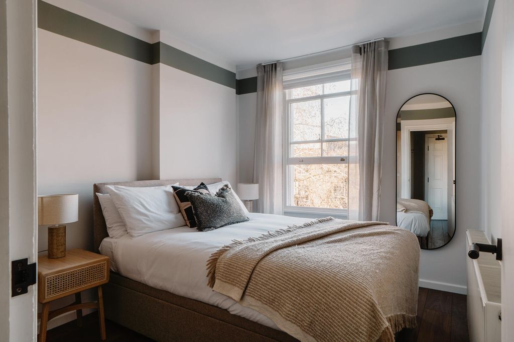 Property photo 3 of 11 Adam Firman_Leufroy_20 Nevern Place_High Res-83.Jp