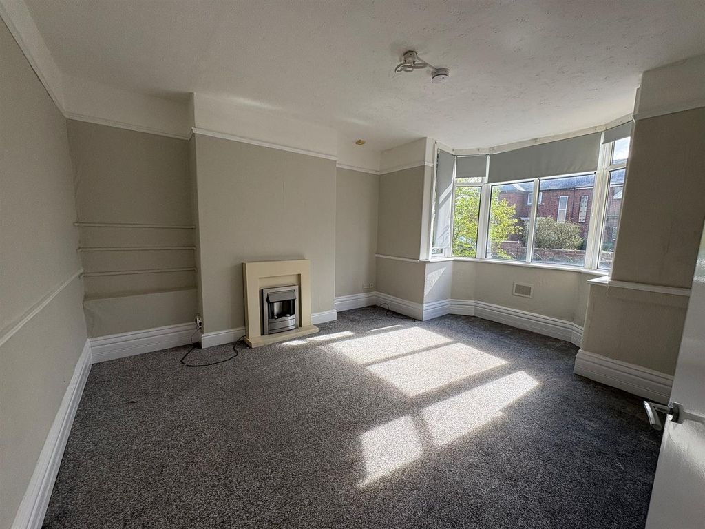 Property photo 2 of 9 Image00007.Jpg