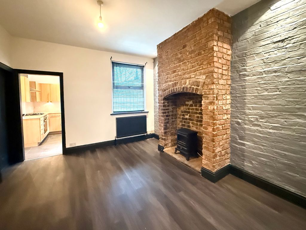 Property photo 2 of 13 Img_2957