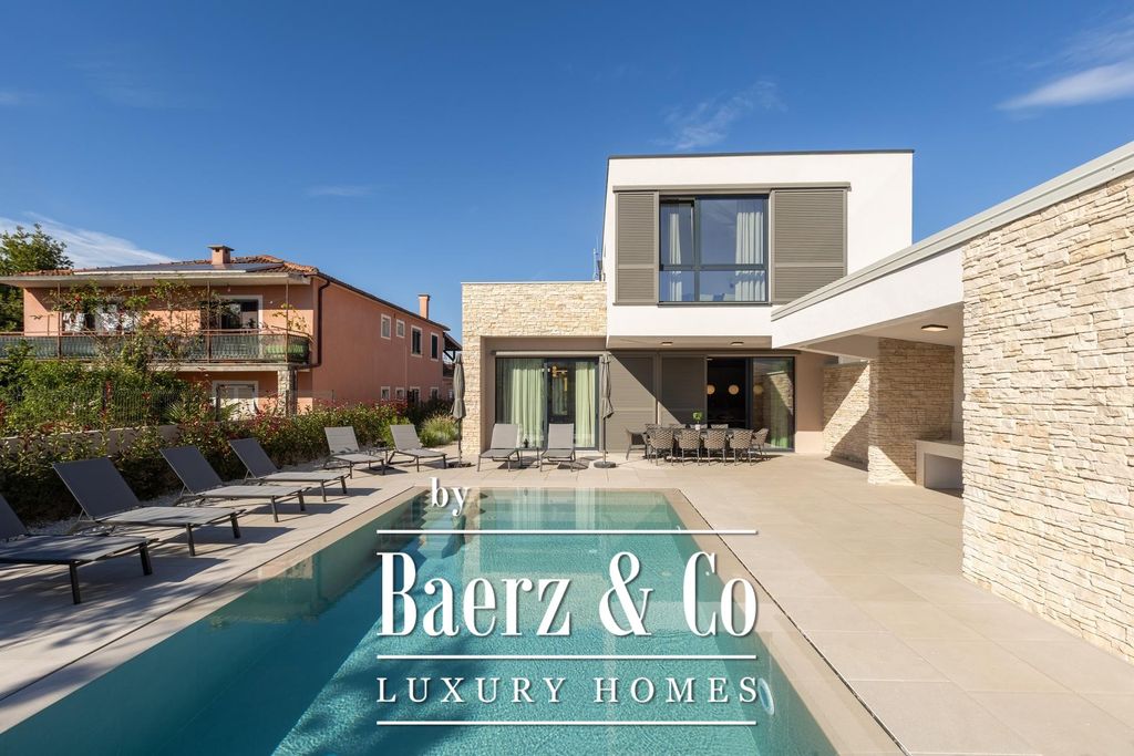 Property photo 1 of 35