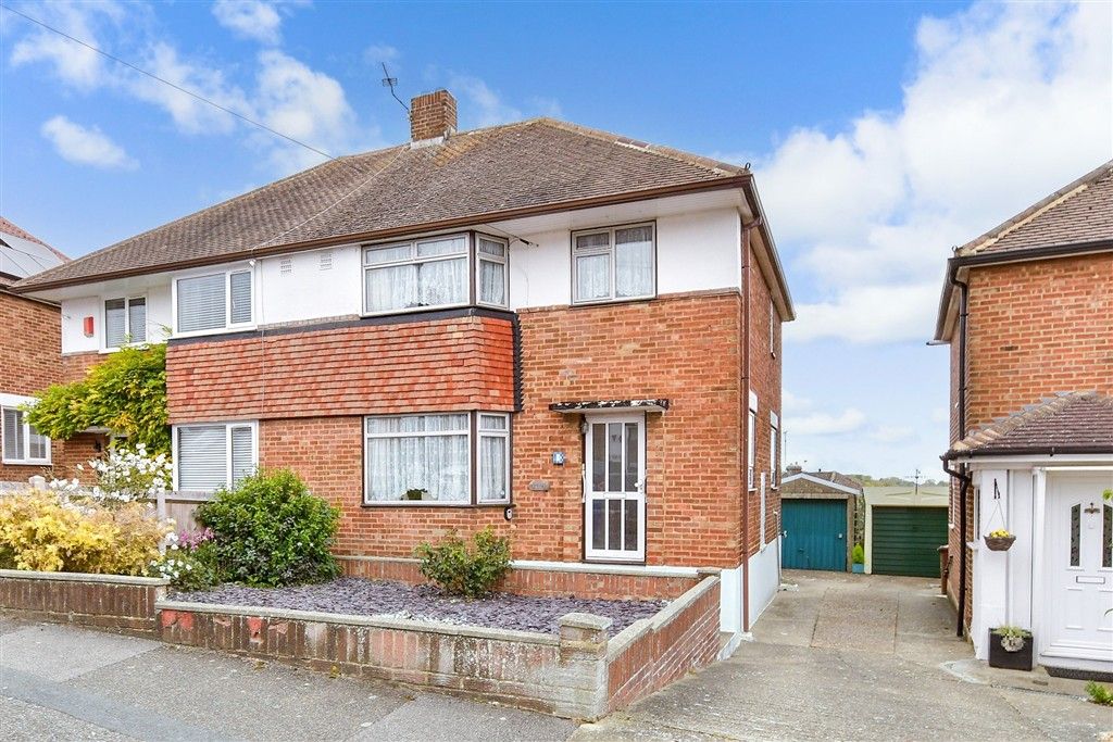Property photo 1 of 17 External (Web)