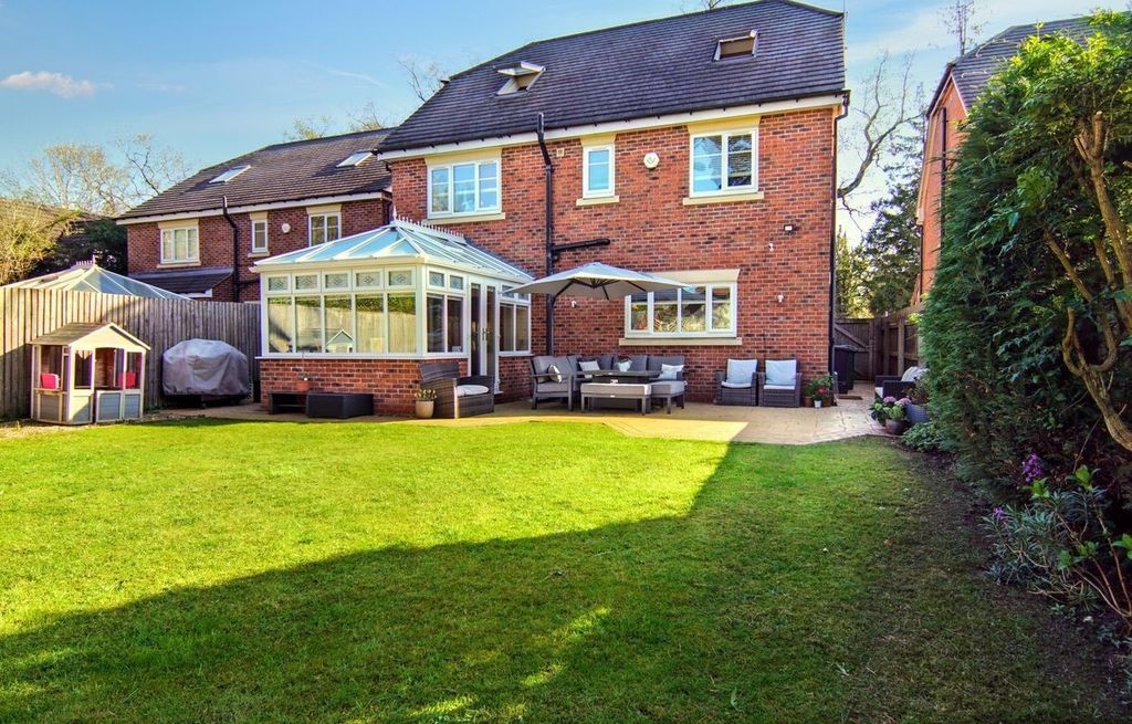 Property photo 2 of 21