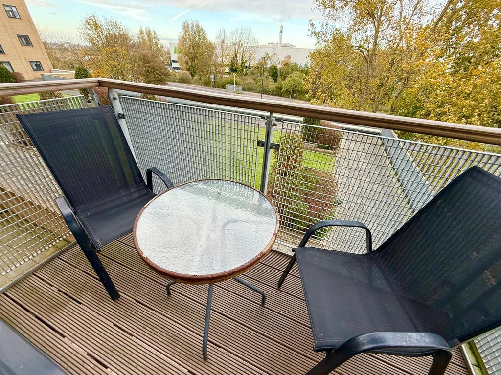 Property photo 2 of 14 Photo 1