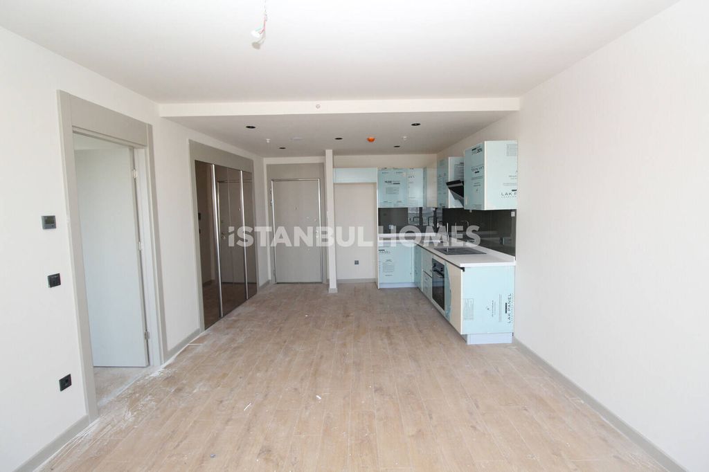 Property photo 3 of 12
