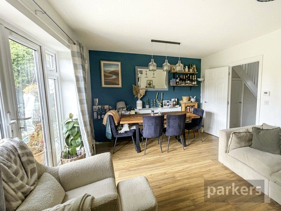 Property photo 3 of 20 Living/Dining