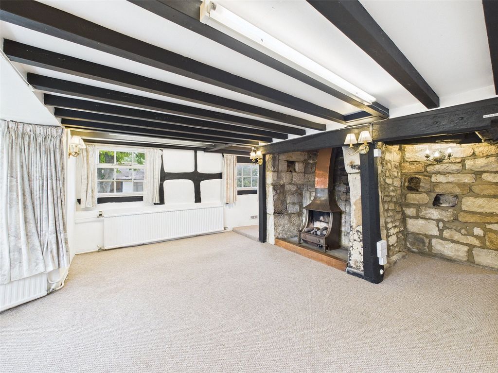 Property photo 2 of 23 Picture No. 10