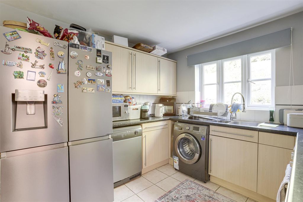 Property photo 3 of 20 6125.Jpg