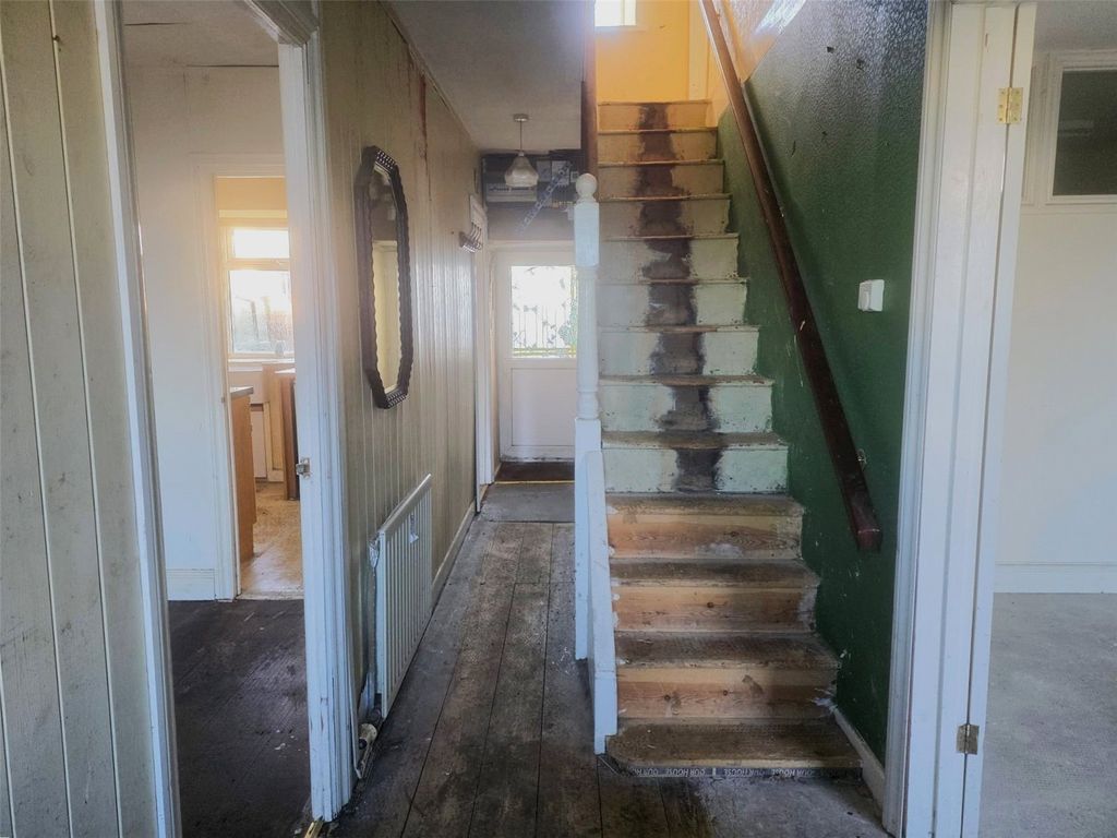 Property photo 2 of 16 Picture No. 02