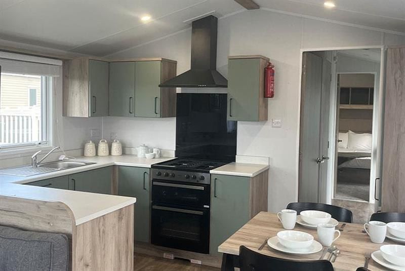 Property photo 3 of 7 007881 2 20260219 00.Jpeg