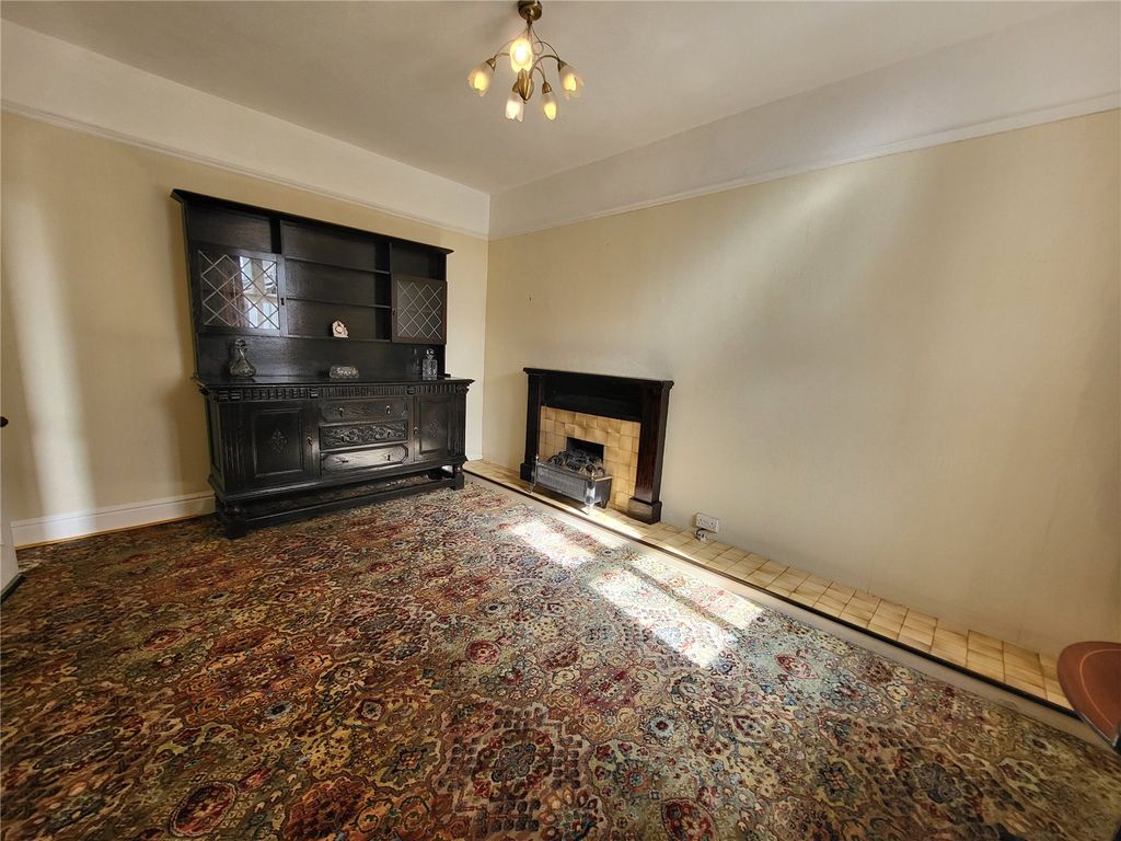 Property photo 3 of 22 Picture No. 12
