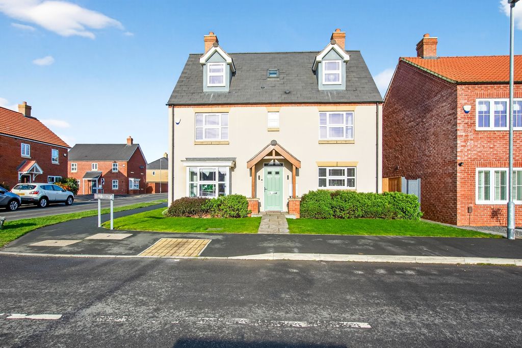 Property photo 1 of 20