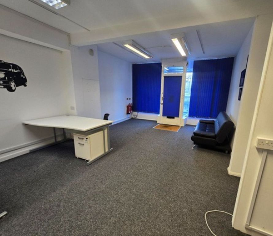 Property photo 2 of 3