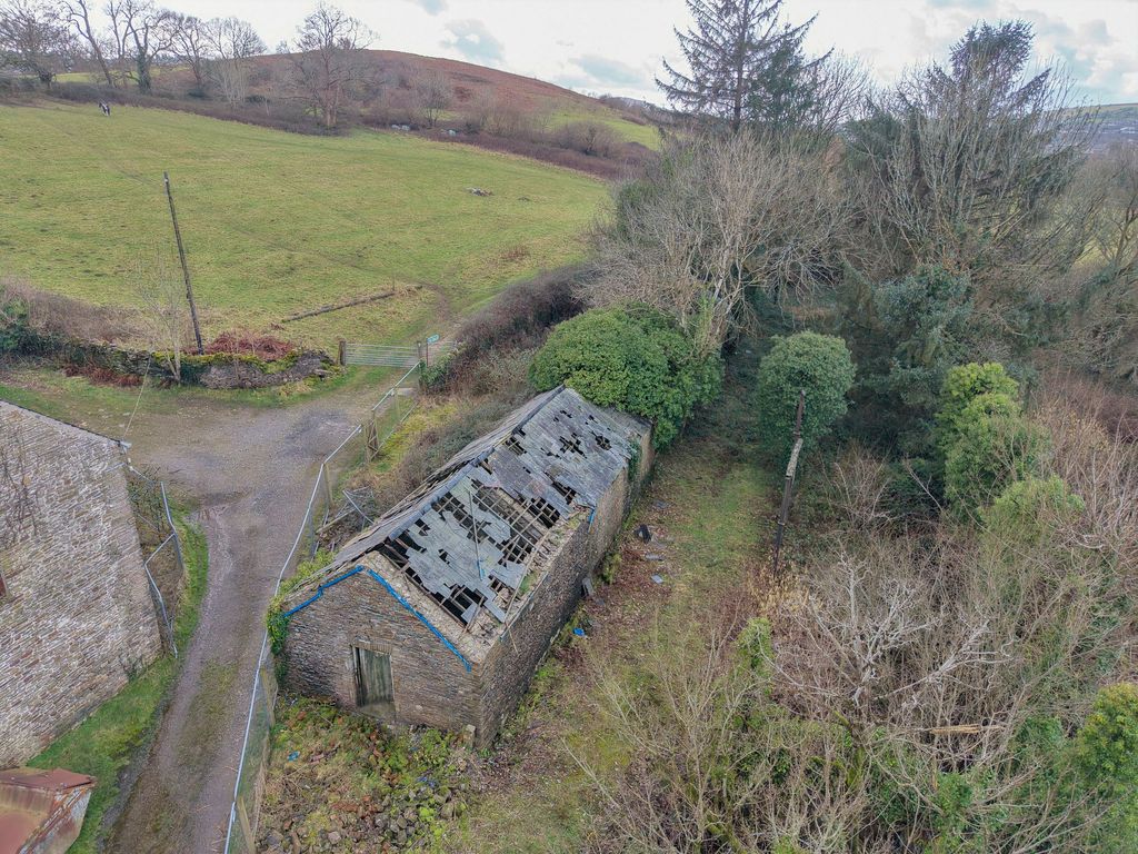 Property photo 3 of 14