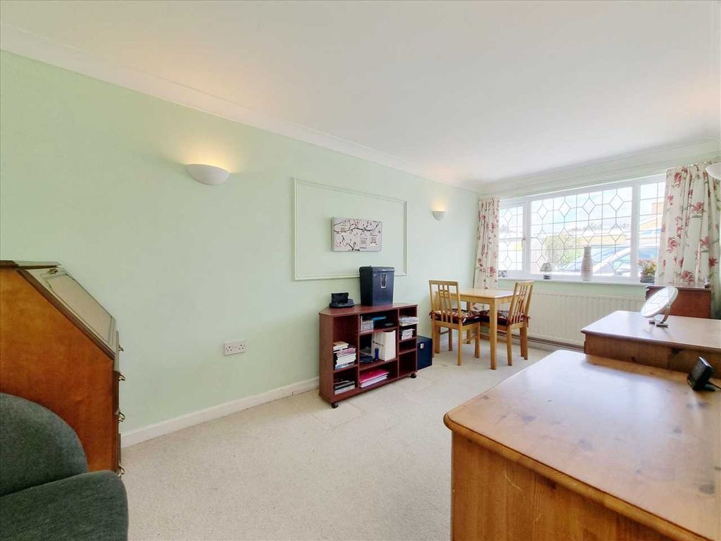 Property photo 2 of 14 Bedroom 4 /Study: