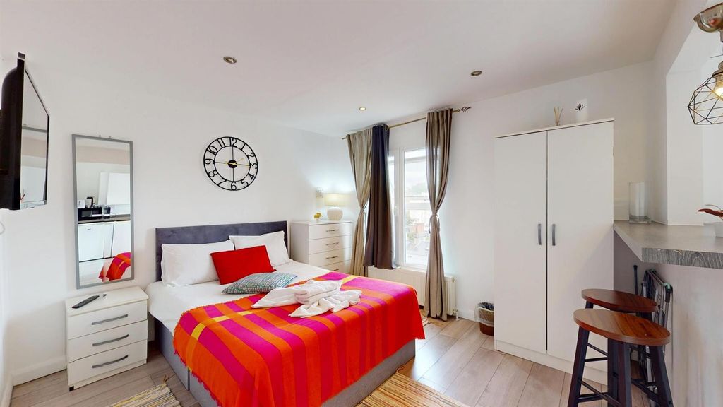 Property photo 1 of 10 68A8416E75Eff877B325c882_1c420942Fe168E27Be7Df5897