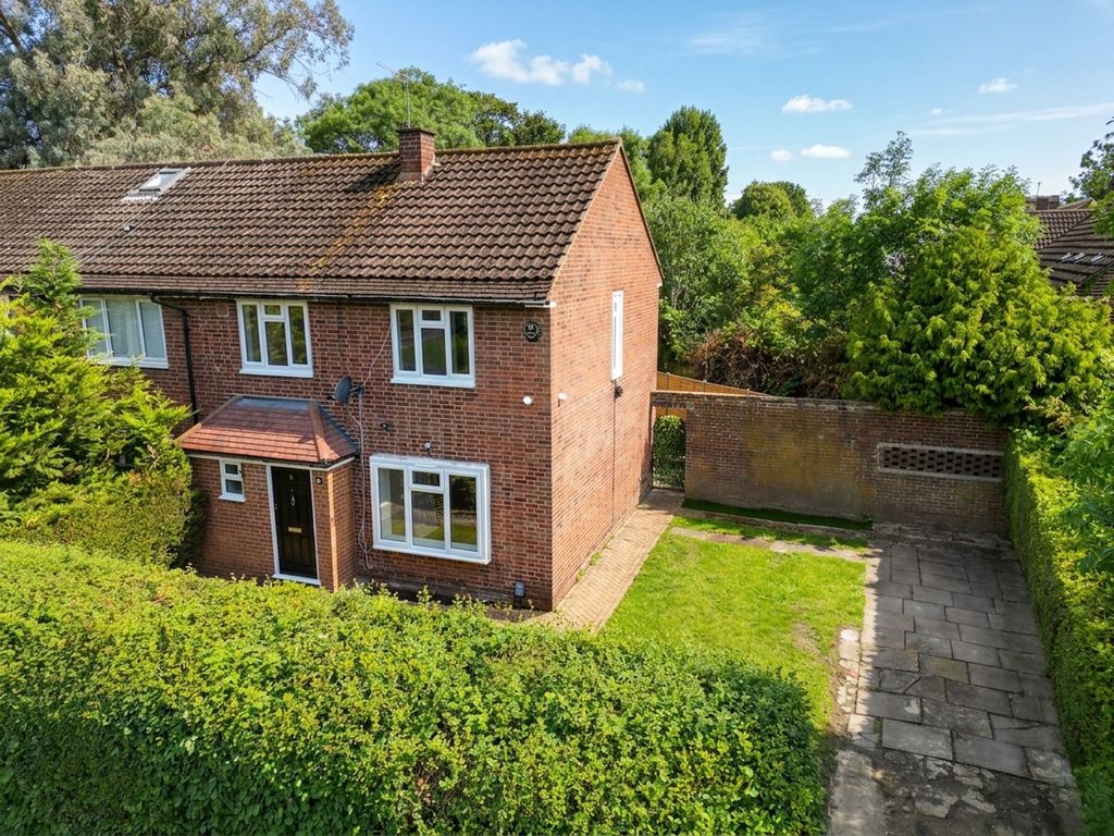 Property photo 1 of 9