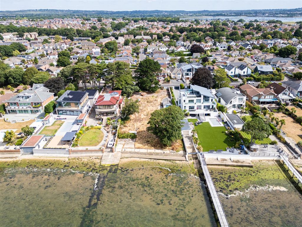 Property photo 3 of 16 8 Branksea Avenue.Jpg