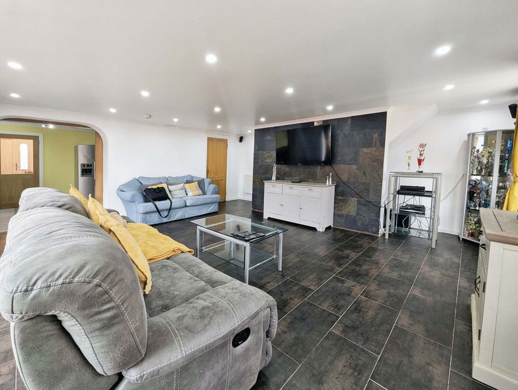 Additional image 19 of 5 bed detached house for saleClos Cae Pwll, Treharris CF46