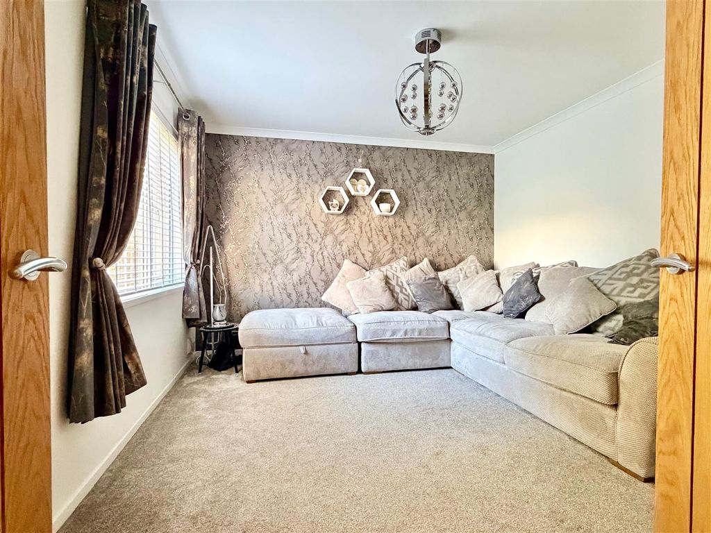 Property photo 2 of 13 Img_1648.Jpeg