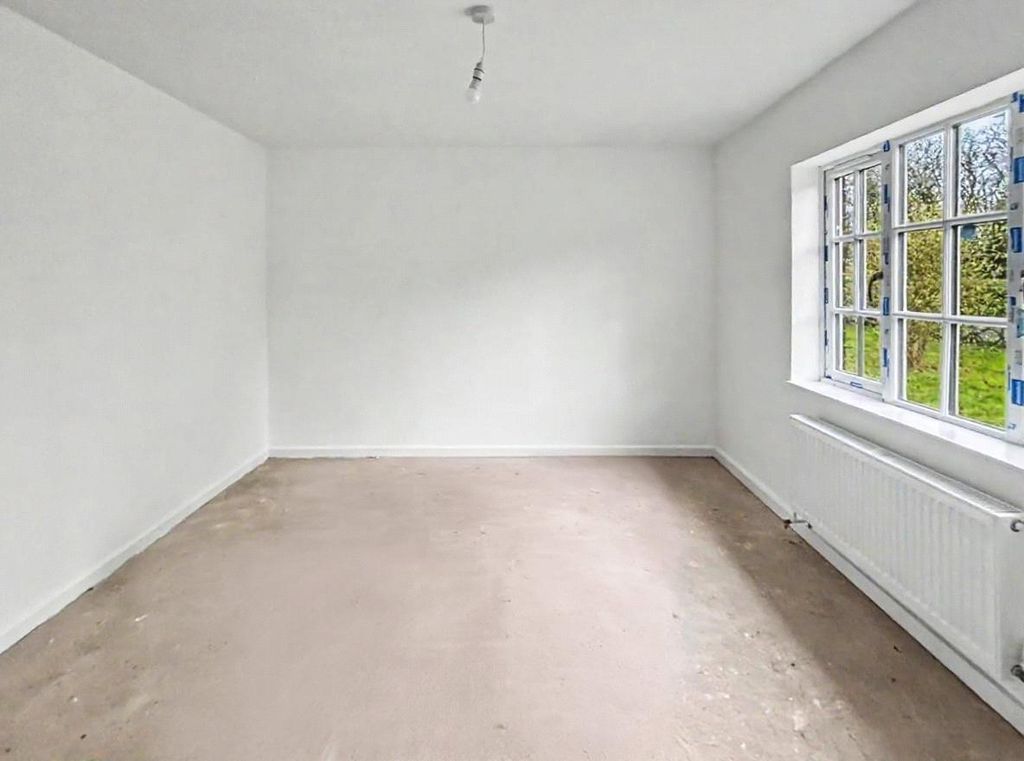 Property photo 3 of 9 Picture No. 08