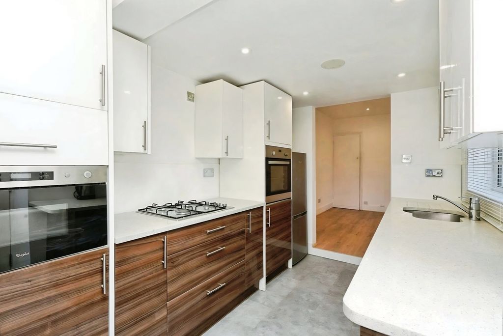 Property photo 2 of 18 5Ad66Cf6-Img_1384