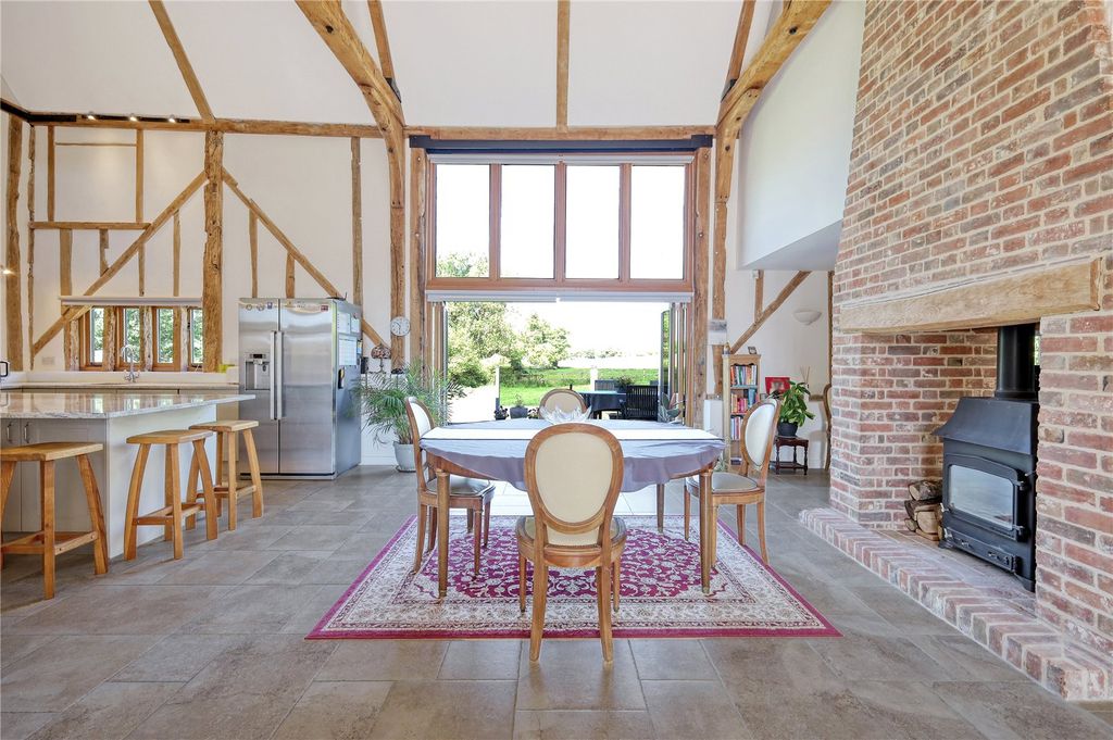 Property photo 3 of 23 Open Plan