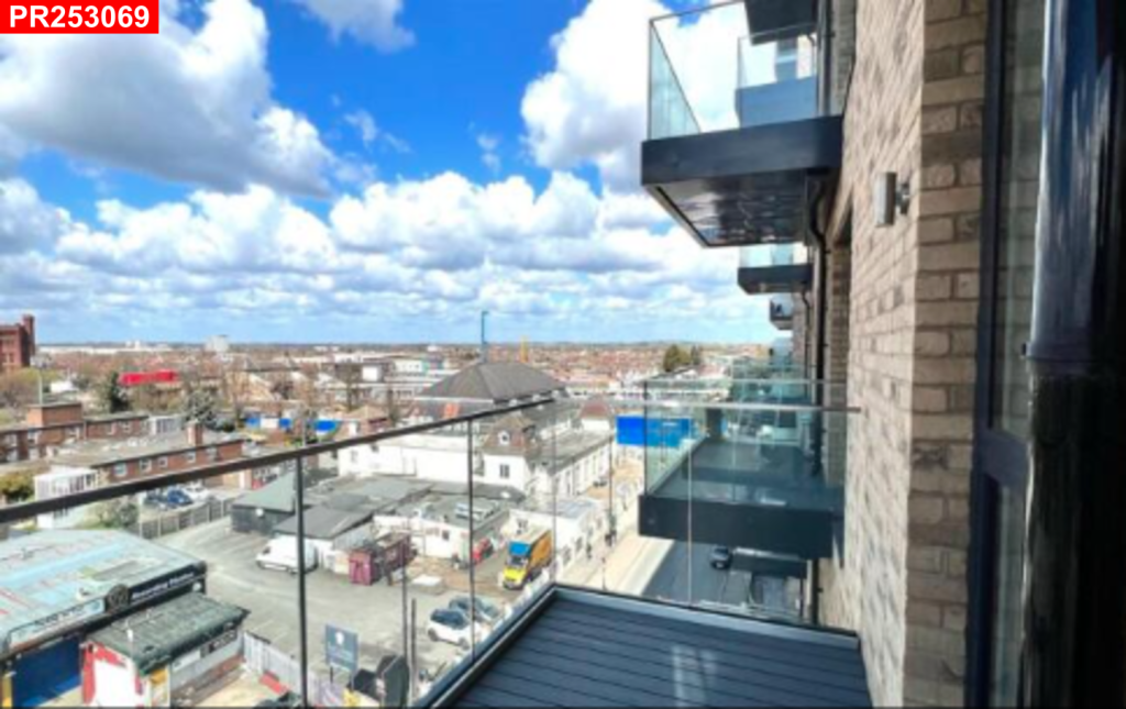 Property photo 2 of 7