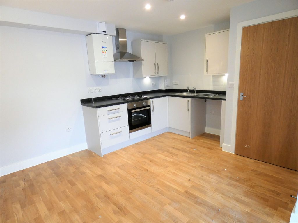 Property photo 3 of 7 P1000114.Jpg