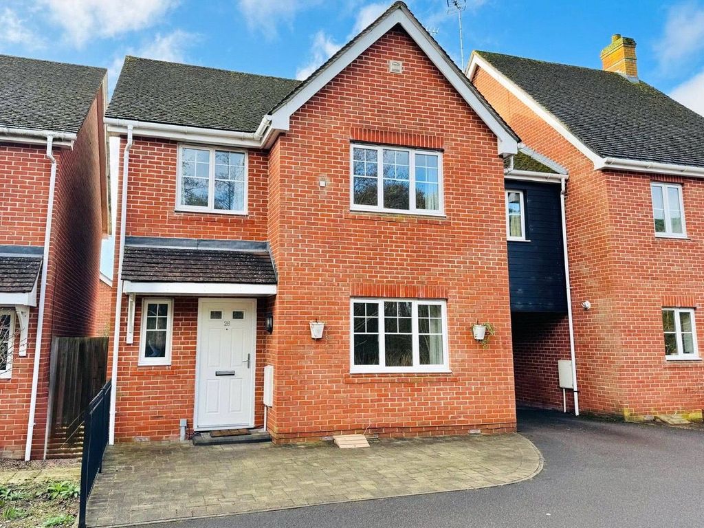 Property photo 1 of 16 Picture No. 24