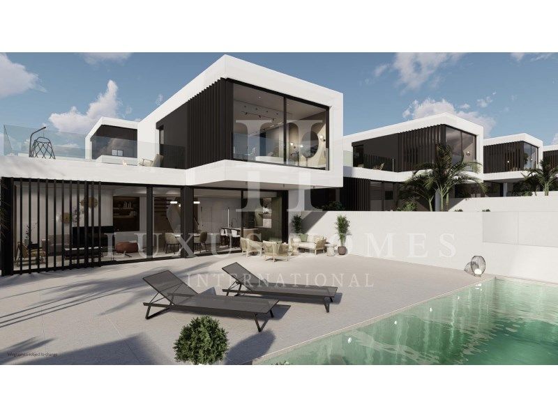 Property photo 2 of 31