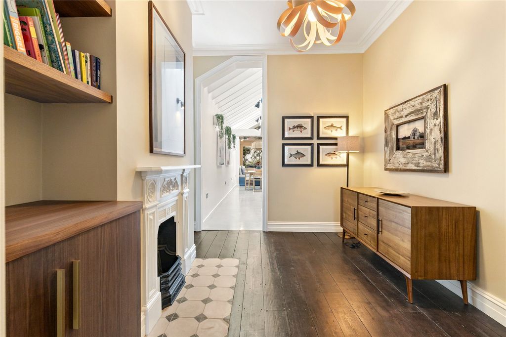 Property photo 3 of 17 Reception Room