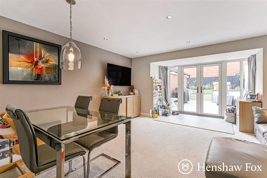 Property photo 3 of 18 Ph25_6283090 - Copy.Jpg