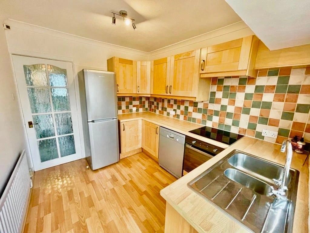 Property photo 3 of 7
