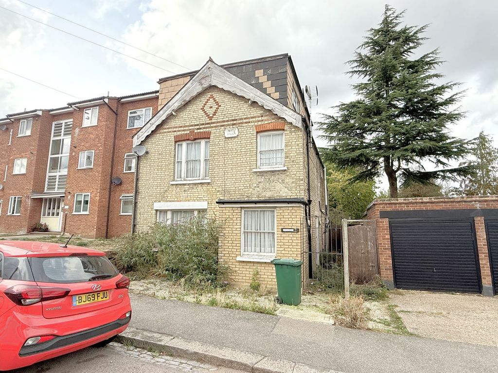 Property photo 1 of 16