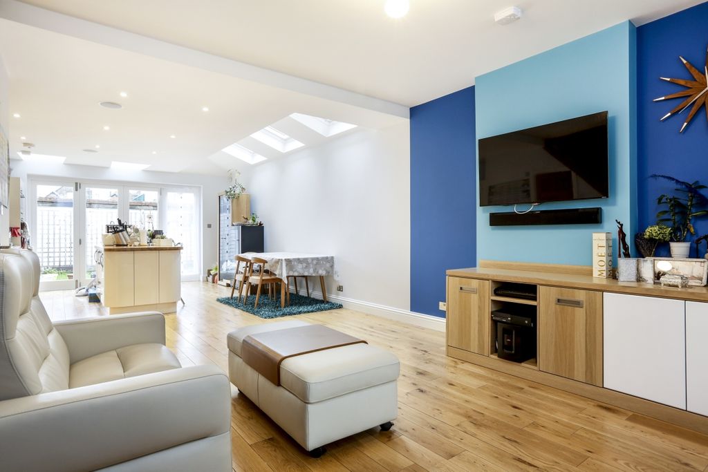 Property photo 1 of 10 Reception Room