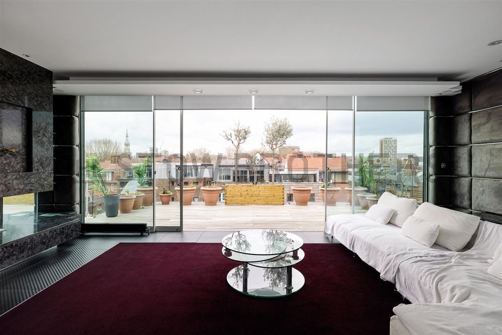 Property photo 1 of 48