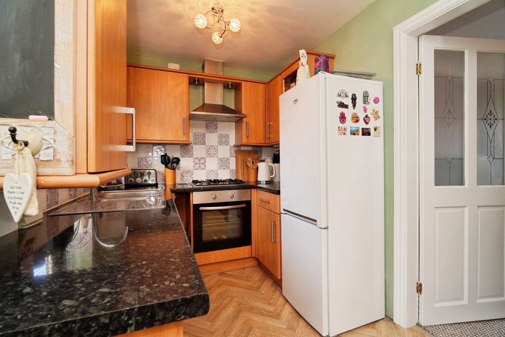 Property photo 2 of 20