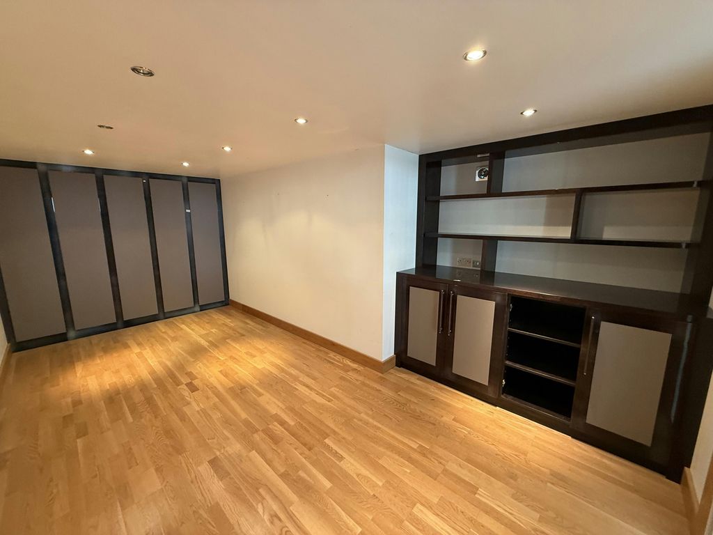 Property photo 3 of 11 Img_8404.Jpg