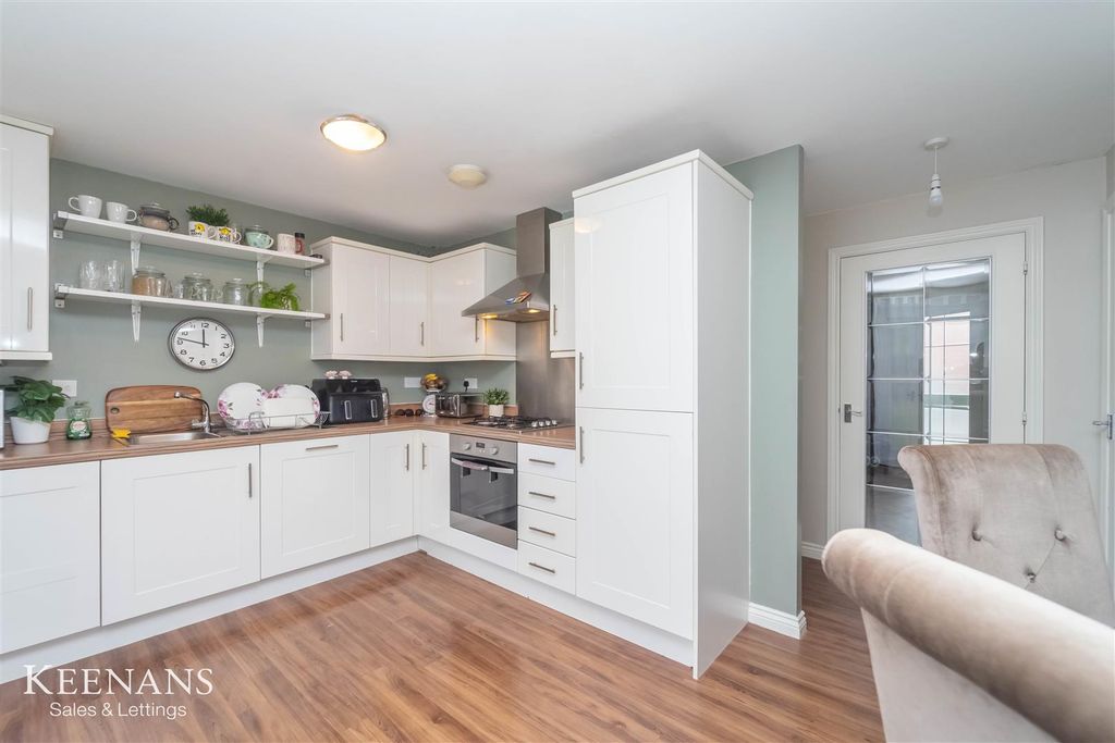 Property photo 3 of 32 3.Jpg