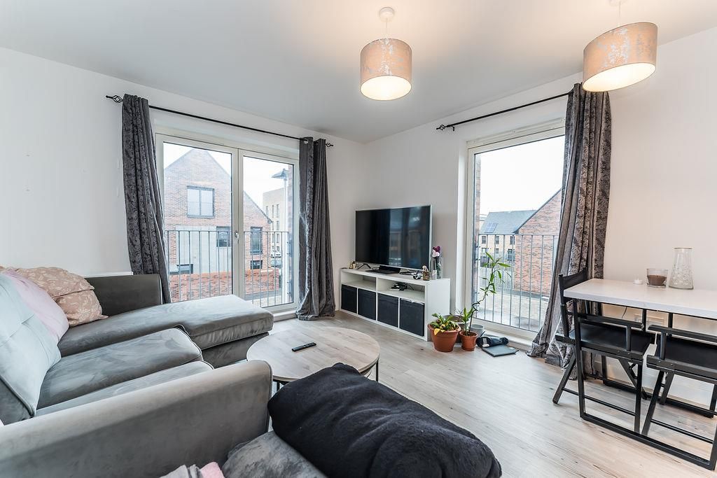 Property photo 3 of 12