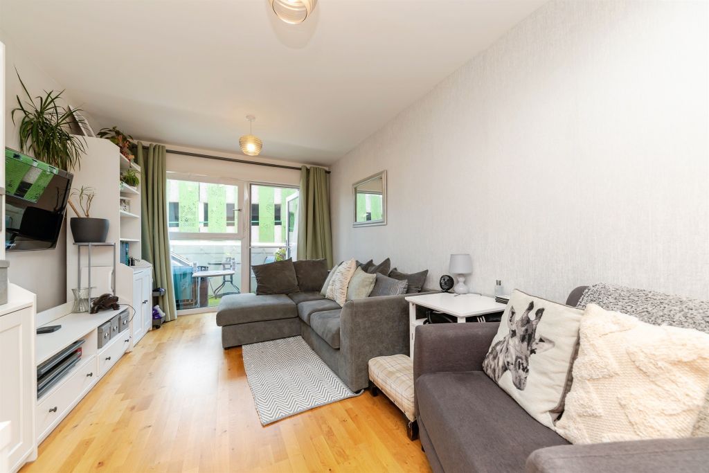 Property photo 3 of 18