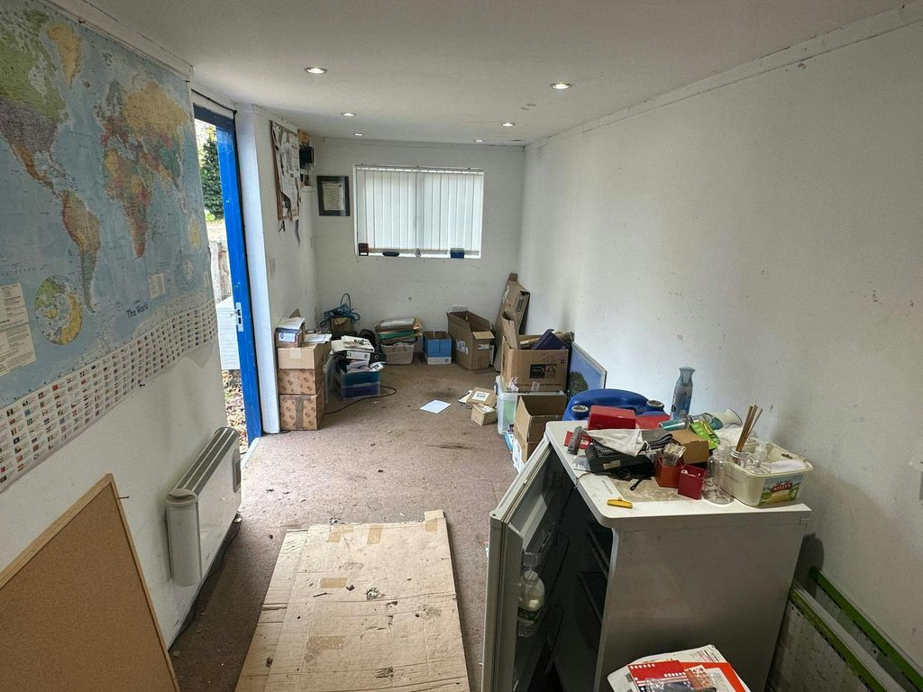 Property photo 2 of 3 Img_7100.Jpg