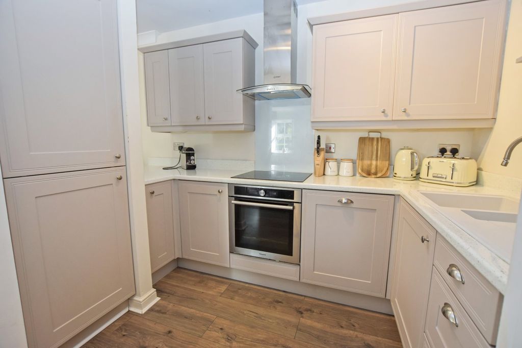 Property photo 3 of 18 Picture No. 22