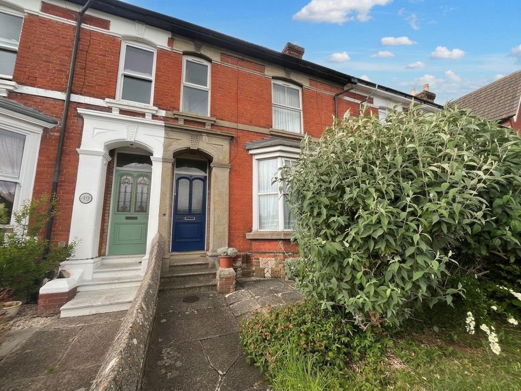 Property photo 1 of 4