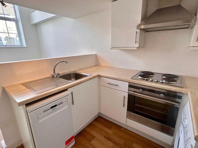 Property photo 2 of 9 Gallery