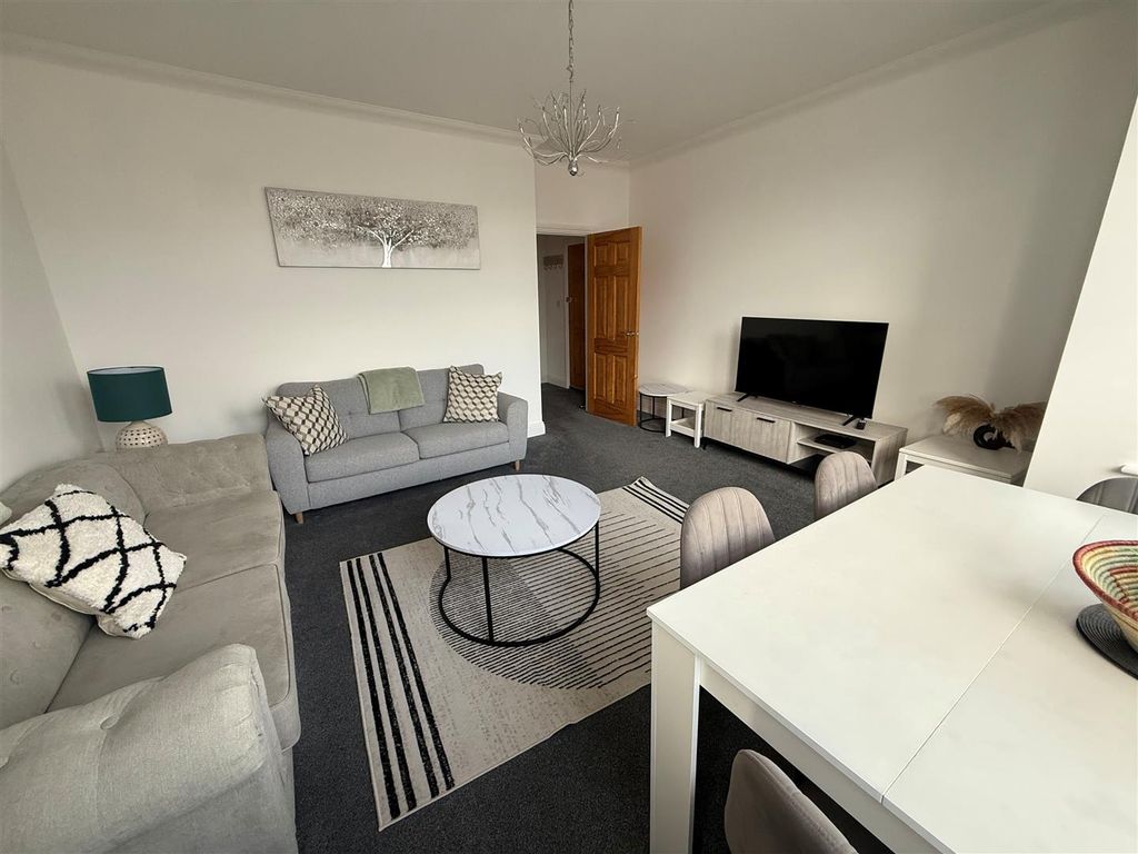 Property photo 3 of 8 Photo 2.Jpg