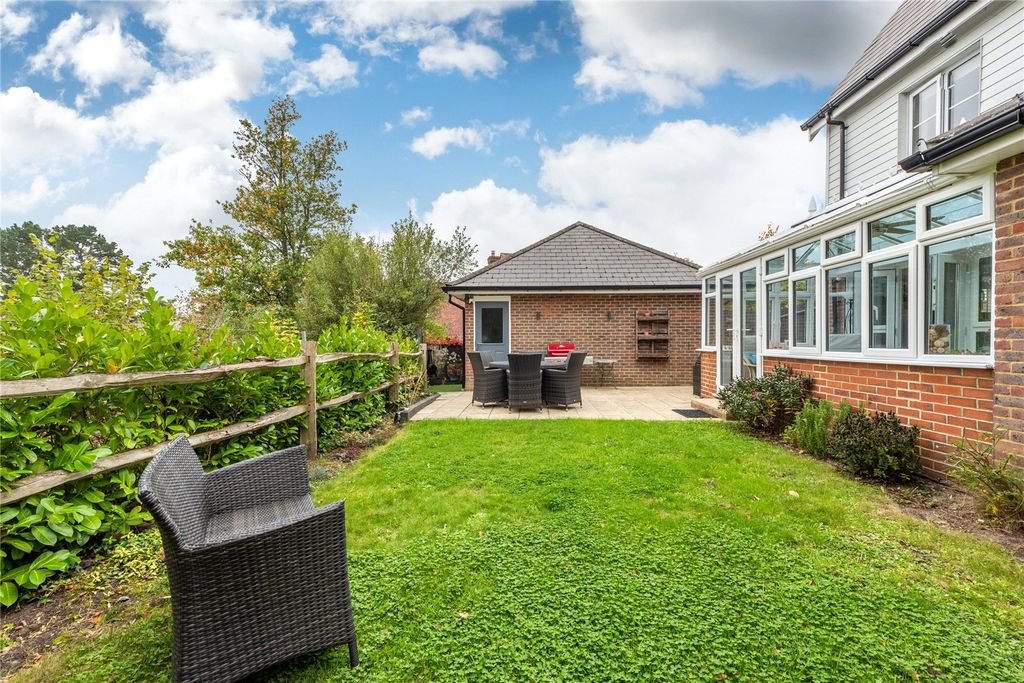 Property photo 3 of 19 Picture No. 18